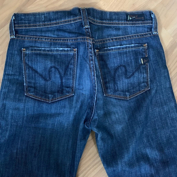 Ingrid #002 Flared Jeans: Citizens of Humanity - Picture 6 of 16